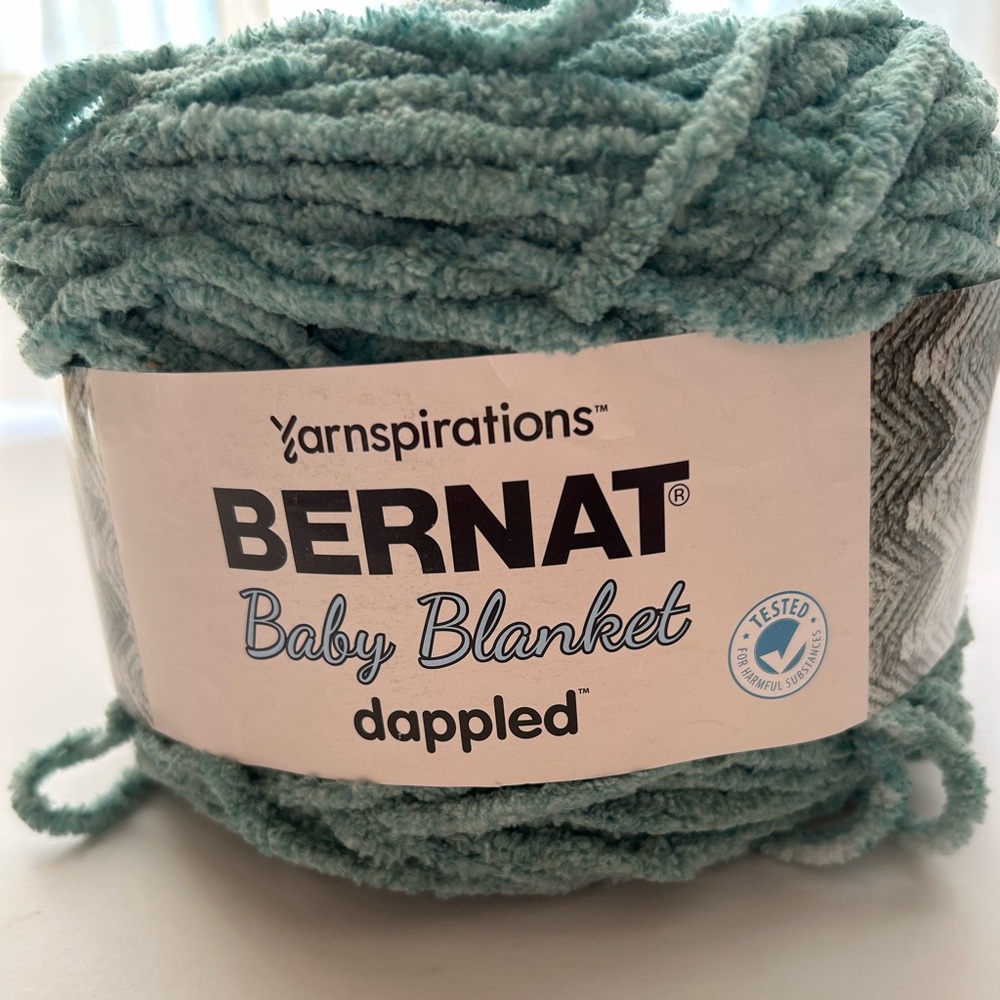 Yarn Bernat Baby Blanket dappled misty Jungle green new220 yds